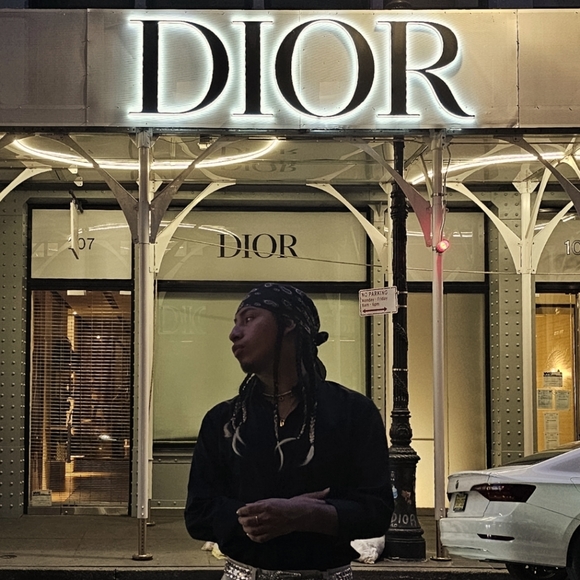 Meet your Posher, Albert - Picture 1 of 1